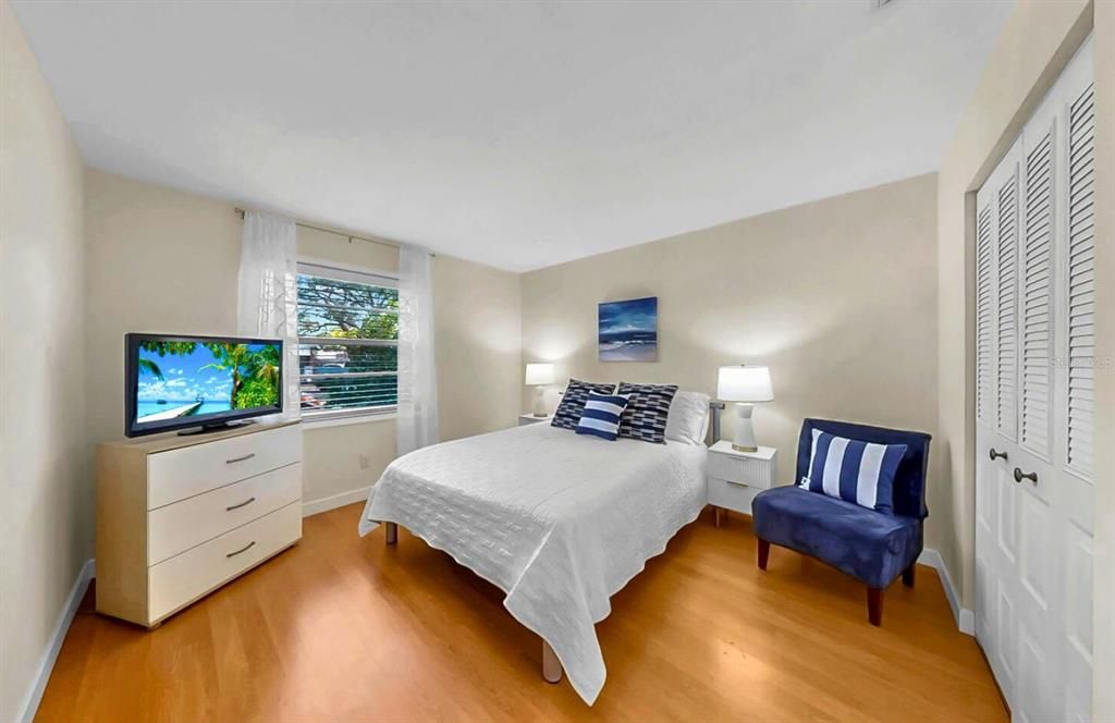 Active With Contract: $540,000 (3 beds, 2 baths, 1585 Square Feet)