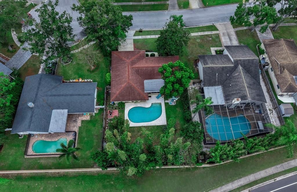 Active With Contract: $540,000 (3 beds, 2 baths, 1585 Square Feet)