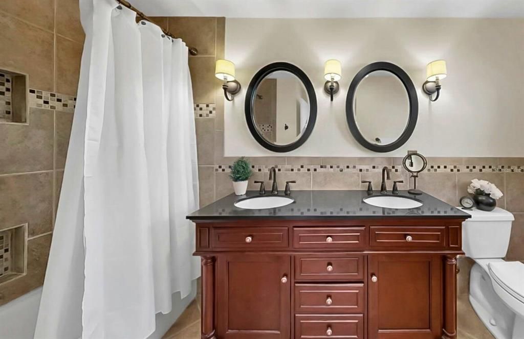 Active With Contract: $540,000 (3 beds, 2 baths, 1585 Square Feet)