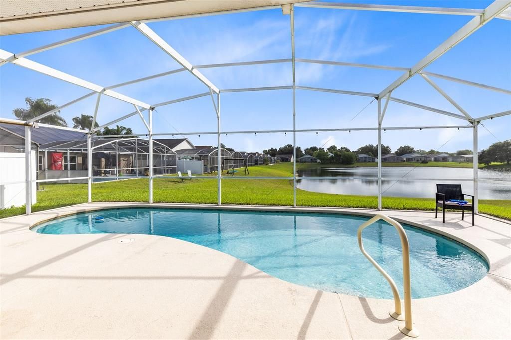 Active With Contract: $365,000 (3 beds, 2 baths, 1415 Square Feet)