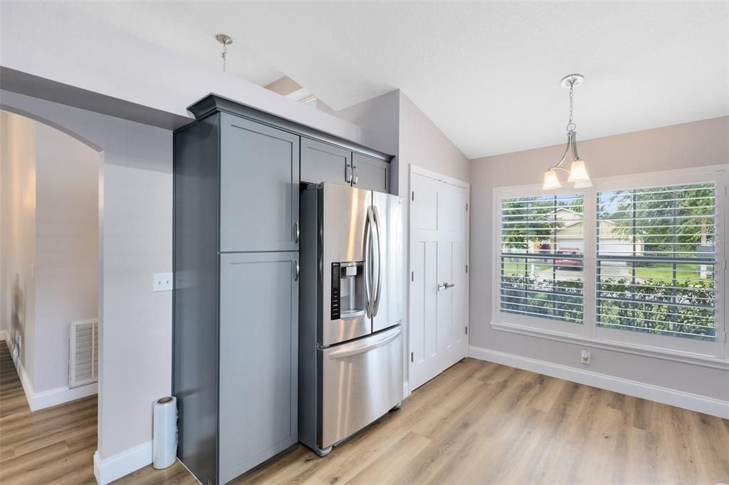 Active With Contract: $365,000 (3 beds, 2 baths, 1415 Square Feet)