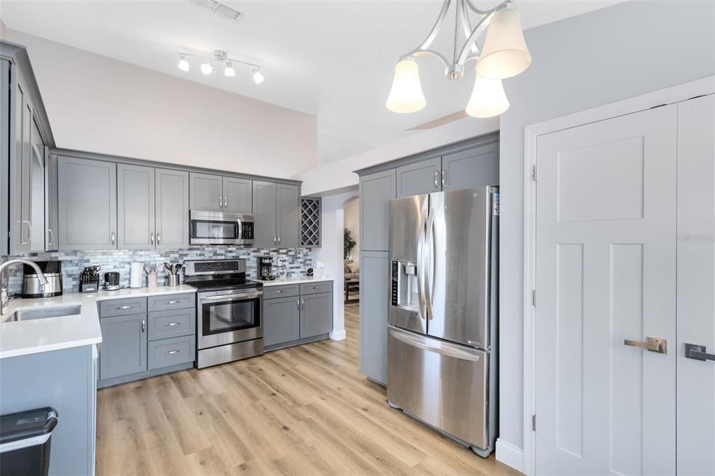 Active With Contract: $365,000 (3 beds, 2 baths, 1415 Square Feet)