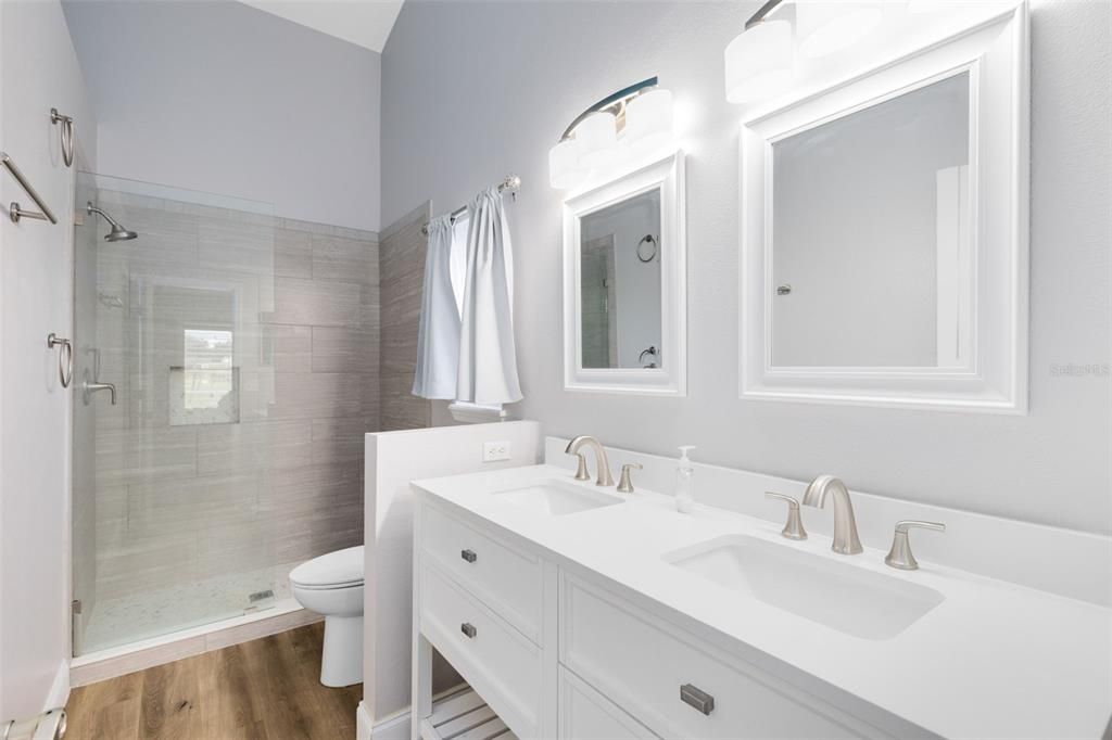 Active With Contract: $365,000 (3 beds, 2 baths, 1415 Square Feet)