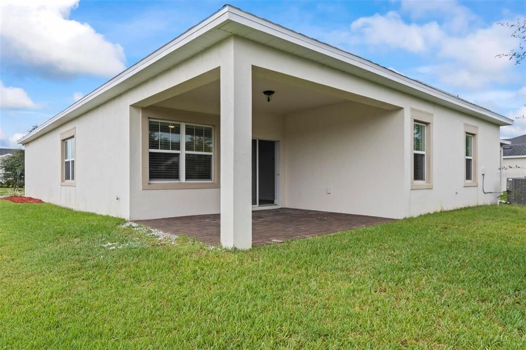 En Venta: $395,000 (4 camas, 2 baños, 1859 Pies cuadrados)