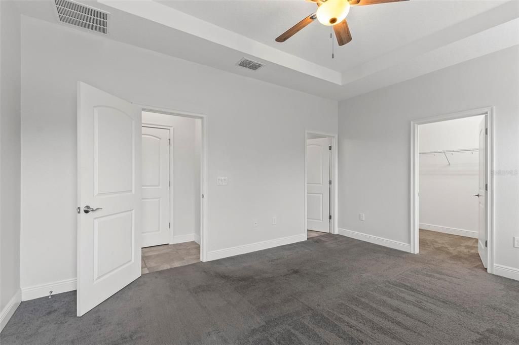 En Venta: $395,000 (4 camas, 2 baños, 1859 Pies cuadrados)