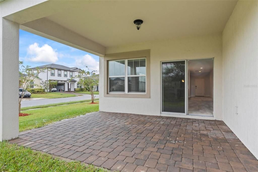 En Venta: $395,000 (4 camas, 2 baños, 1859 Pies cuadrados)