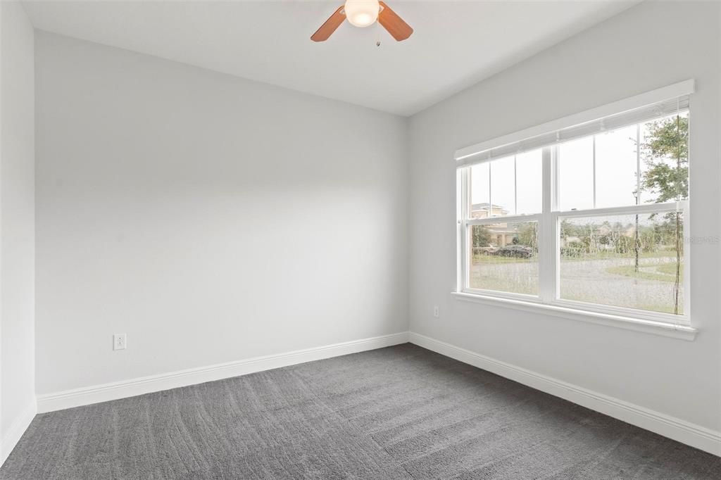 En Venta: $395,000 (4 camas, 2 baños, 1859 Pies cuadrados)