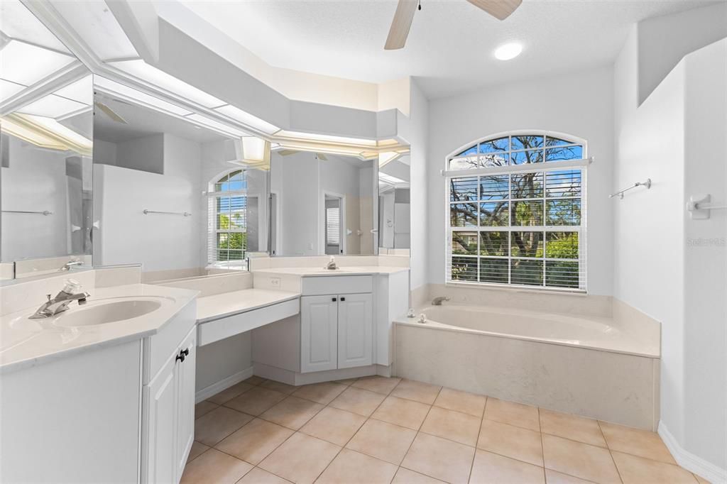 For Sale: $699,000 (3 beds, 2 baths, 2010 Square Feet)