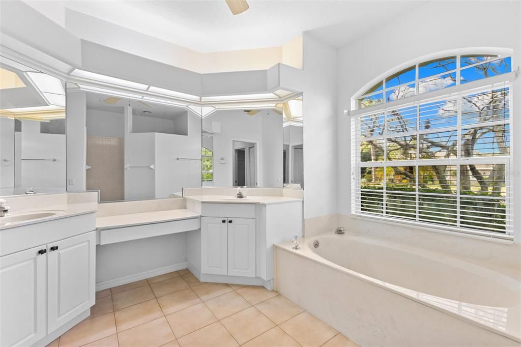 For Sale: $699,000 (3 beds, 2 baths, 2010 Square Feet)