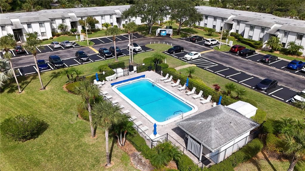 待售: $249,000 (2 贝兹, 2 浴室, 1054 平方英尺)