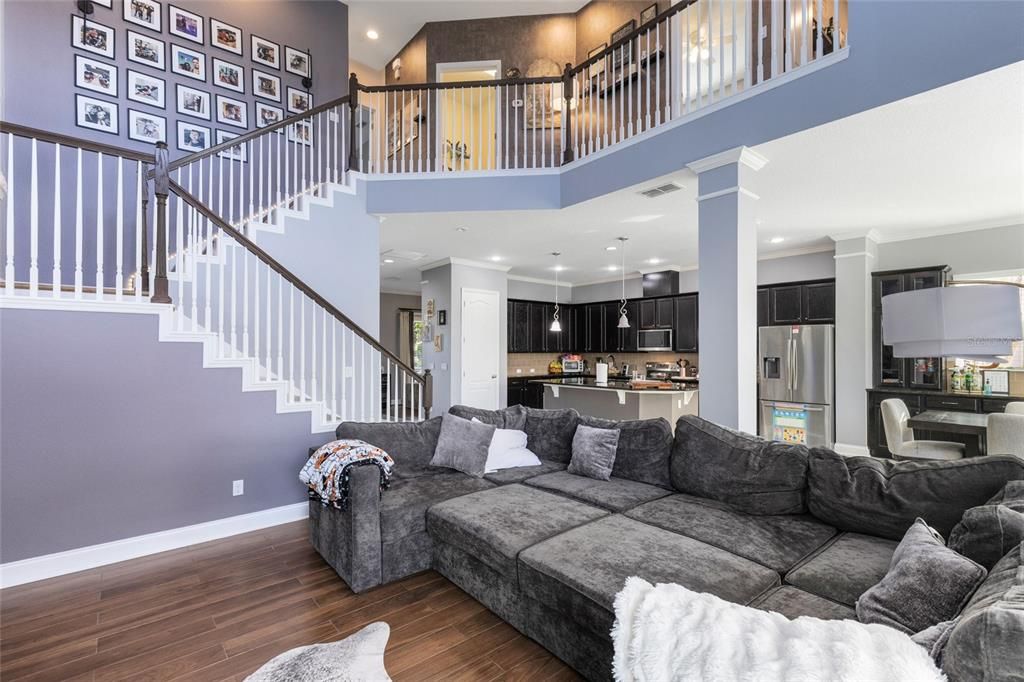 En Venta: $949,000 (5 camas, 4 baños, 3146 Pies cuadrados)