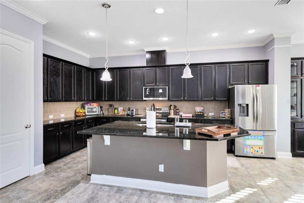 En Venta: $949,000 (5 camas, 4 baños, 3146 Pies cuadrados)