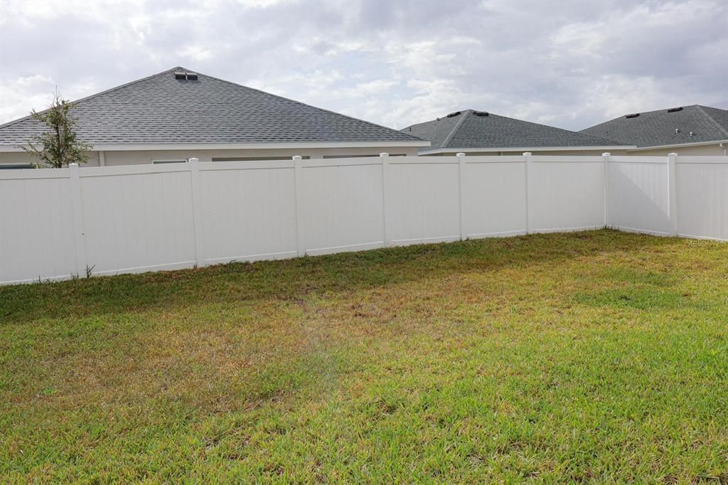 For Sale: $325,000 (3 beds, 2 baths, 1347 Square Feet)