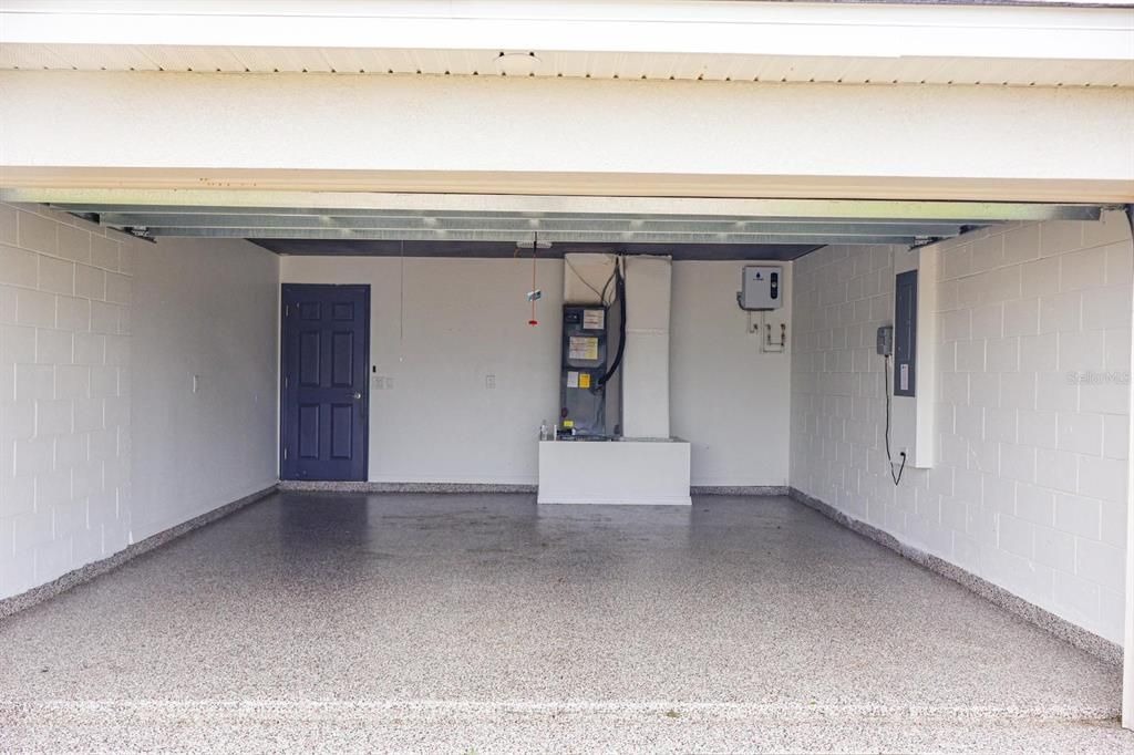 For Sale: $325,000 (3 beds, 2 baths, 1347 Square Feet)