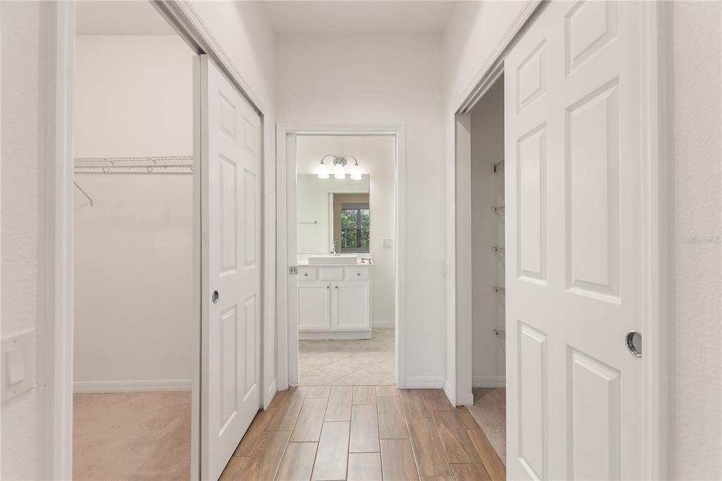 For Sale: $320,000 (2 beds, 2 baths, 1358 Square Feet)