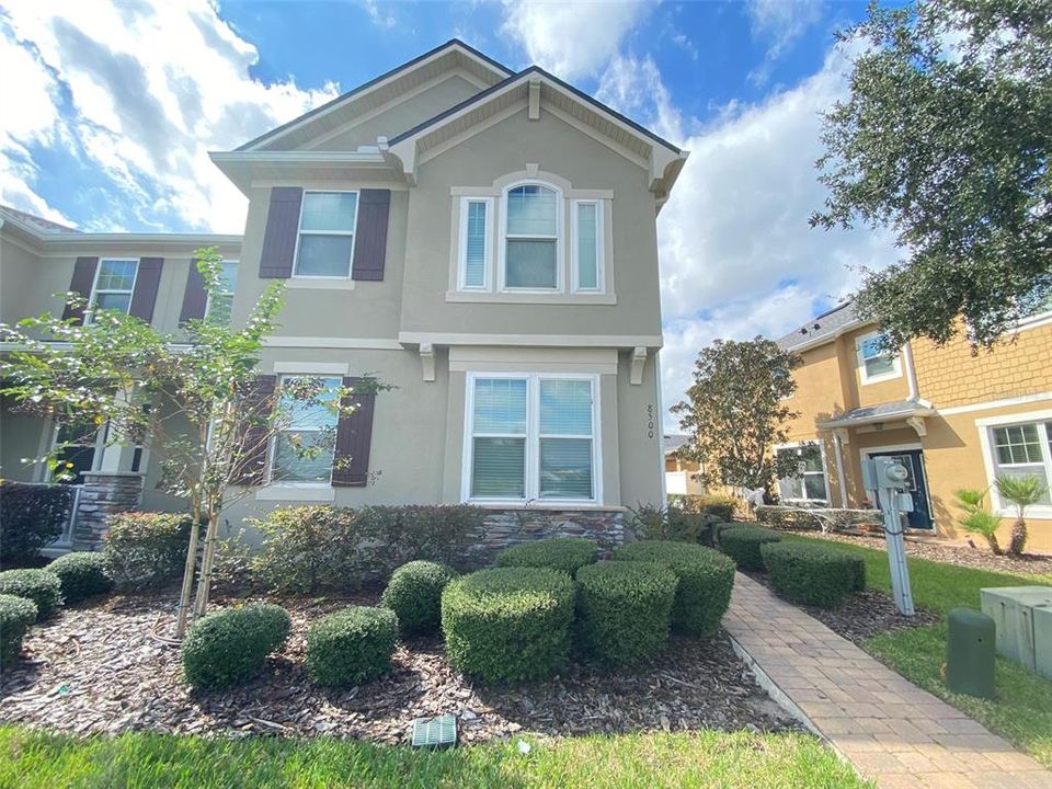 For Rent: $2,800 (3 beds, 2 baths, 1878 Square Feet)