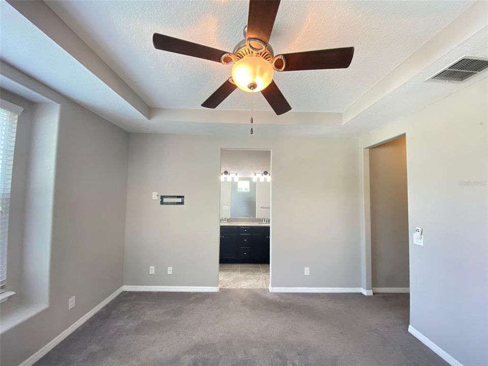 For Rent: $2,800 (3 beds, 2 baths, 1878 Square Feet)