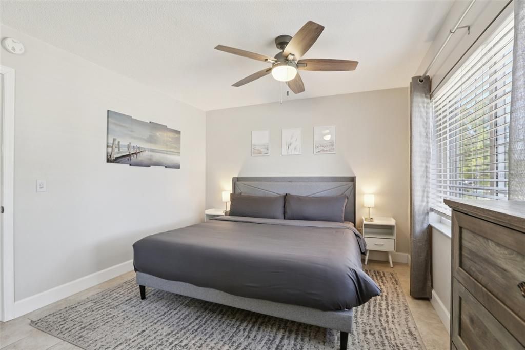 合同活跃: $512,900 (3 贝兹, 2 浴室, 1452 平方英尺)