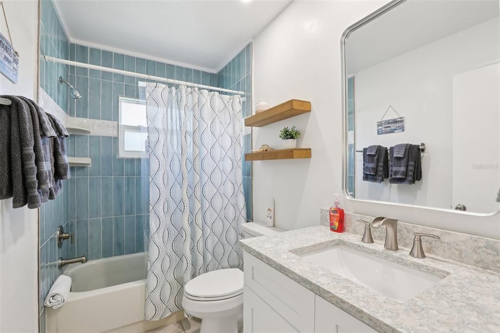 合同活跃: $512,900 (3 贝兹, 2 浴室, 1452 平方英尺)