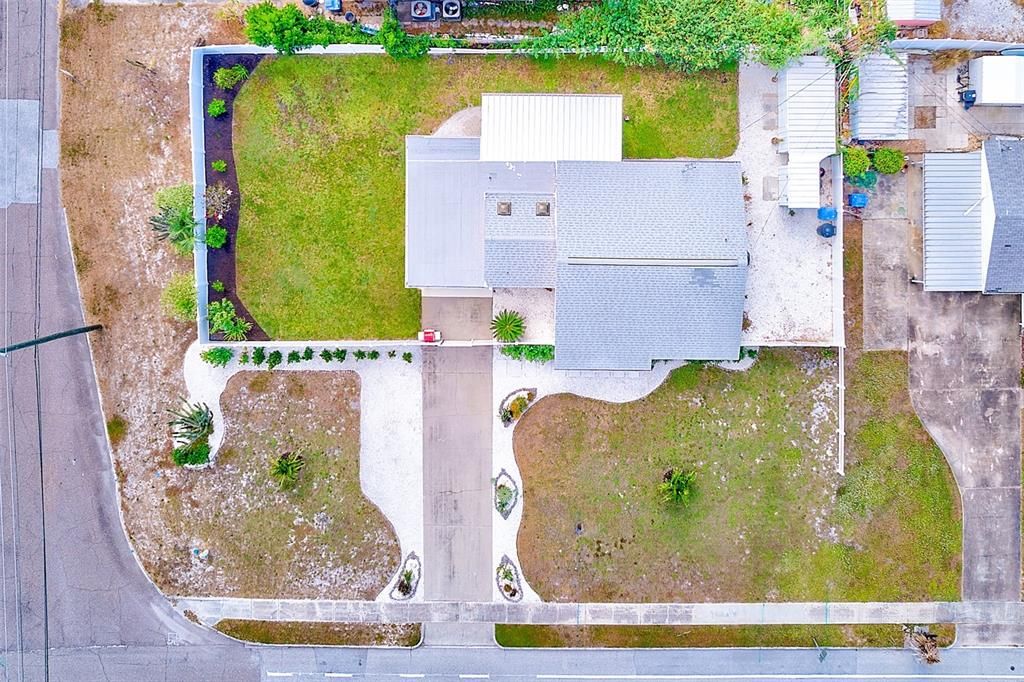 合同活跃: $450,000 (2 贝兹, 3 浴室, 1171 平方英尺)