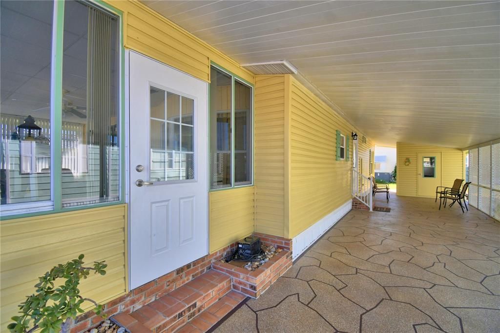 For Sale: $117,000 (2 beds, 2 baths, 1256 Square Feet)