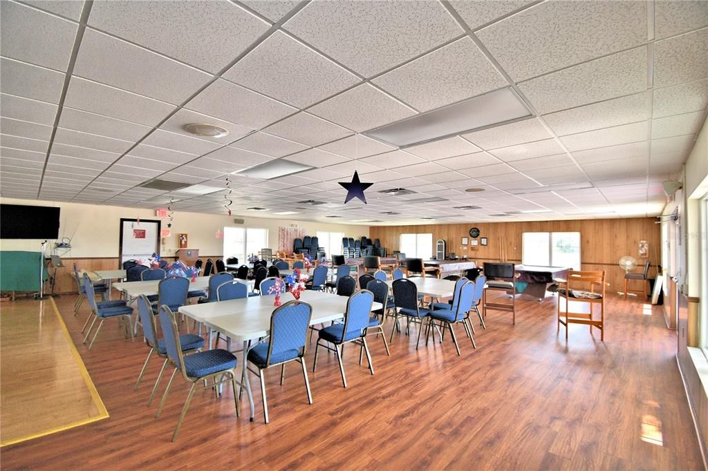 For Sale: $117,000 (2 beds, 2 baths, 1256 Square Feet)