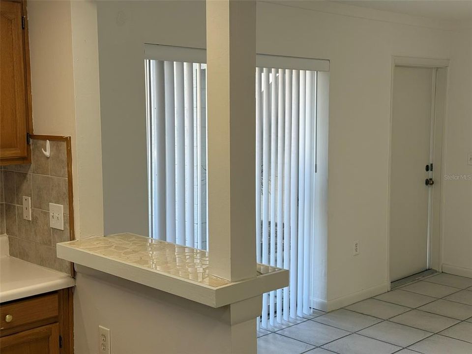 待售: $159,000 (1 贝兹, 1 浴室, 552 平方英尺)