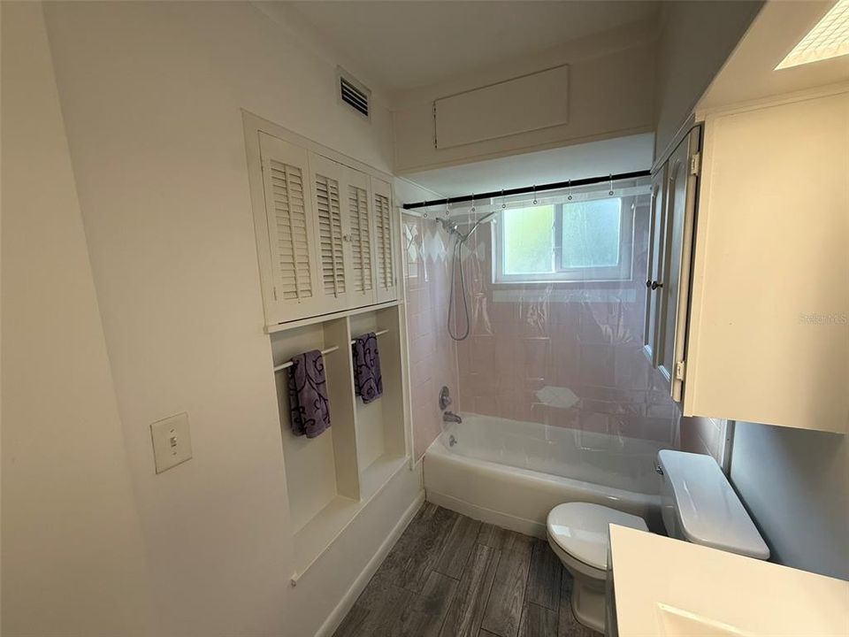 待售: $159,000 (1 贝兹, 1 浴室, 552 平方英尺)