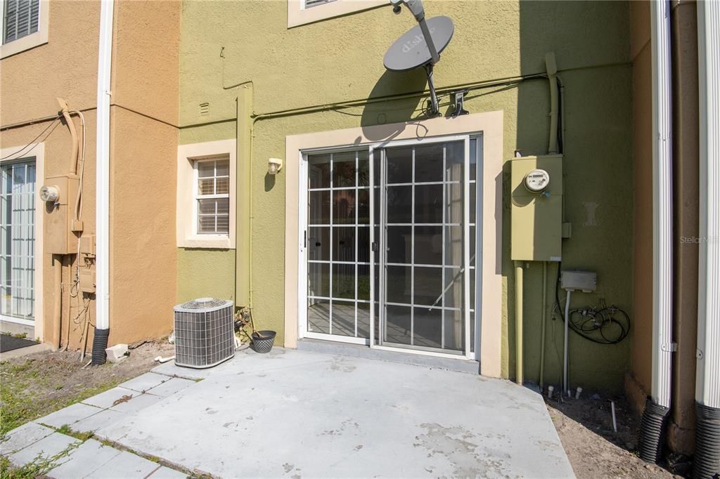 For Sale: $229,900 (2 beds, 1 baths, 960 Square Feet)