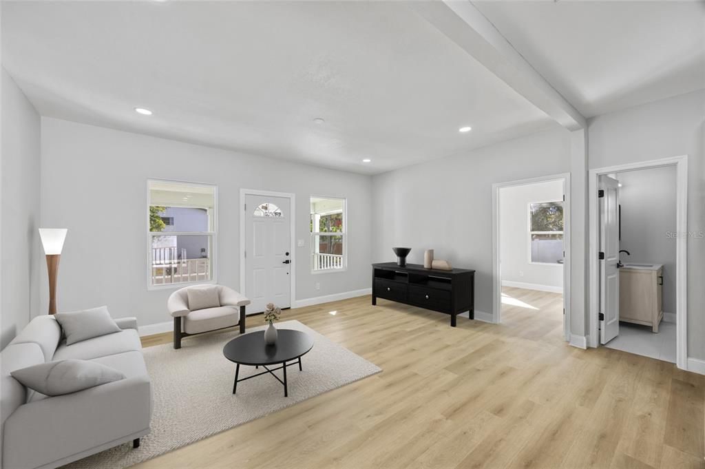 For Sale: $399,000 (3 beds, 2 baths, 1026 Square Feet)