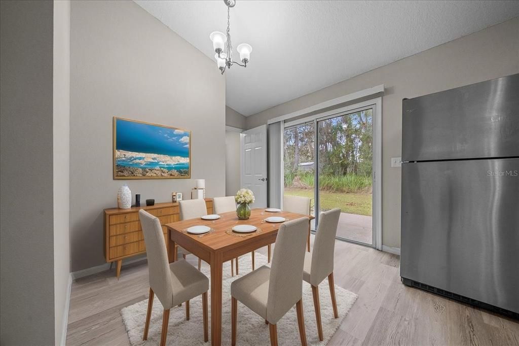 For Sale: $225,000 (3 beds, 2 baths, 1184 Square Feet)