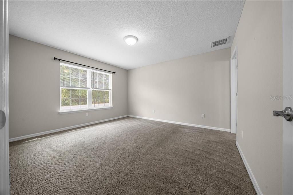 For Sale: $225,000 (3 beds, 2 baths, 1184 Square Feet)