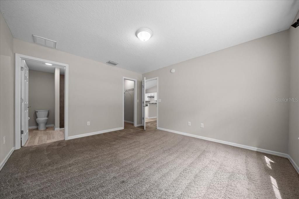 For Sale: $225,000 (3 beds, 2 baths, 1184 Square Feet)