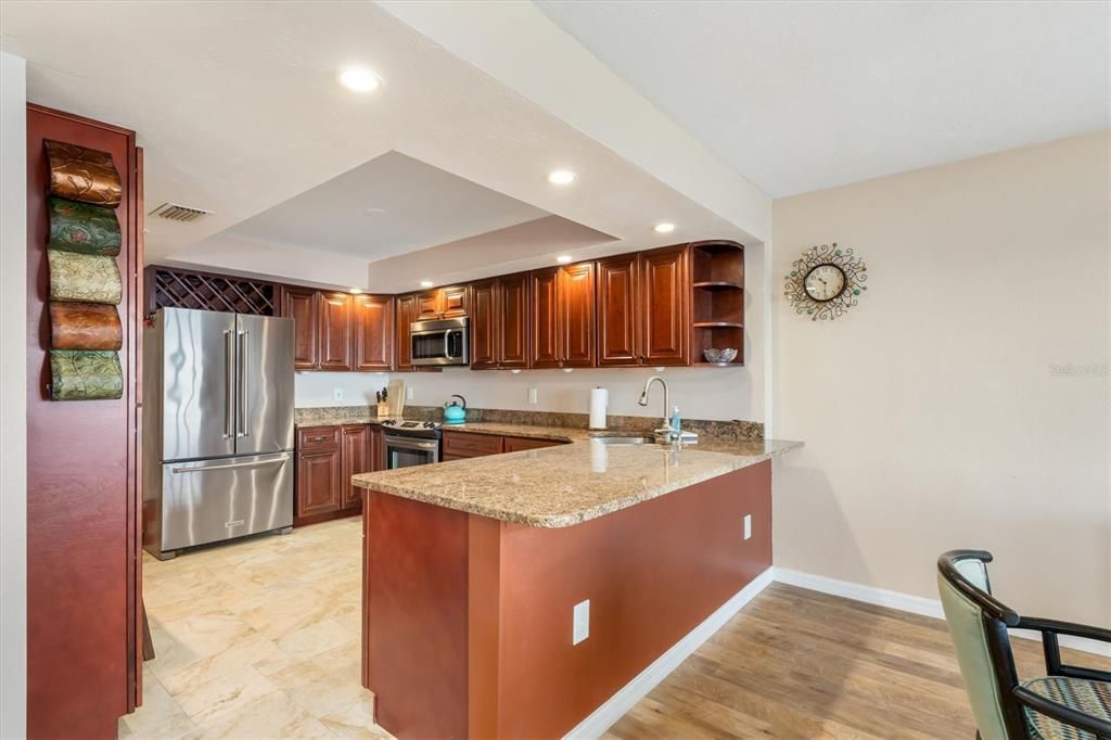 Active With Contract: $325,000 (2 beds, 2 baths, 1751 Square Feet)