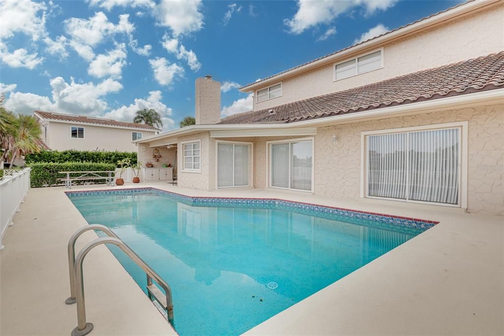 For Sale: $1,850,000 (5 beds, 4 baths, 3430 Square Feet)