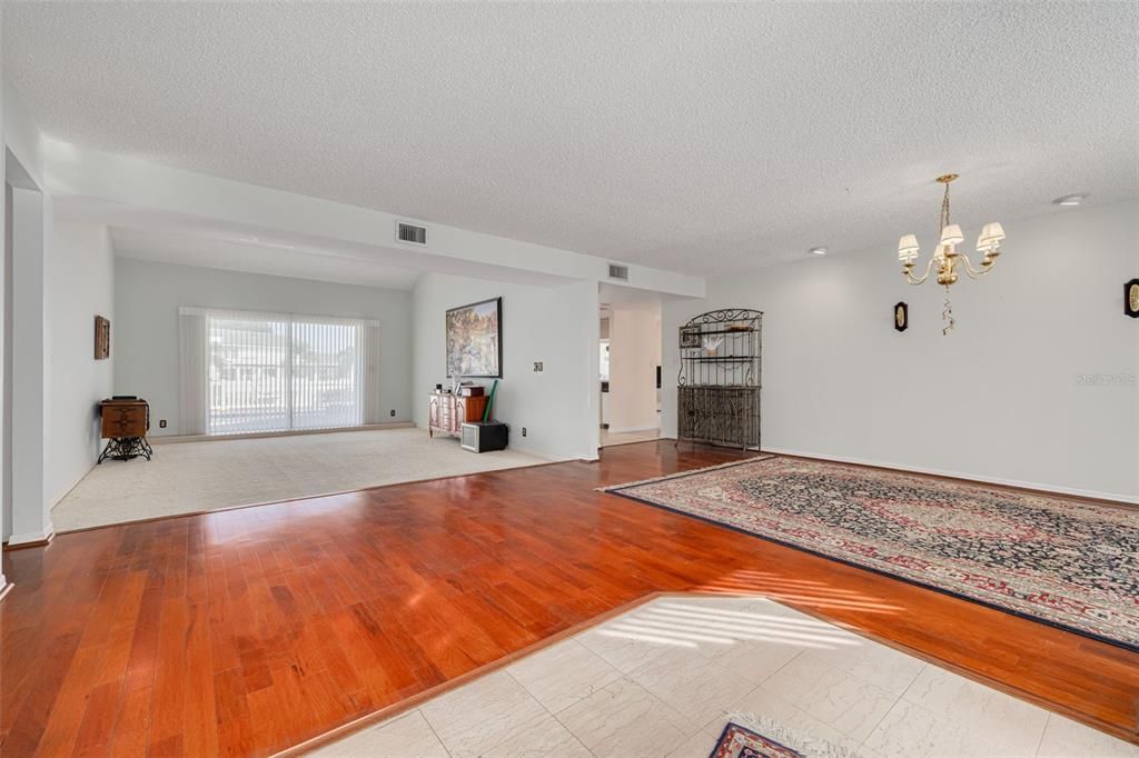 For Sale: $1,850,000 (5 beds, 4 baths, 3430 Square Feet)