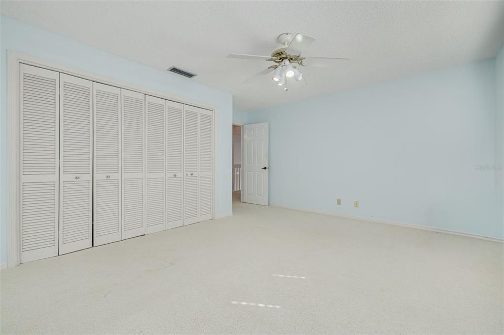 For Sale: $1,850,000 (5 beds, 4 baths, 3430 Square Feet)