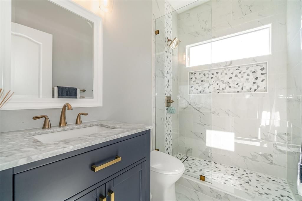 На продажу: $820,000 (5 спален, 3 ванн, 3345 Квадратных фут)