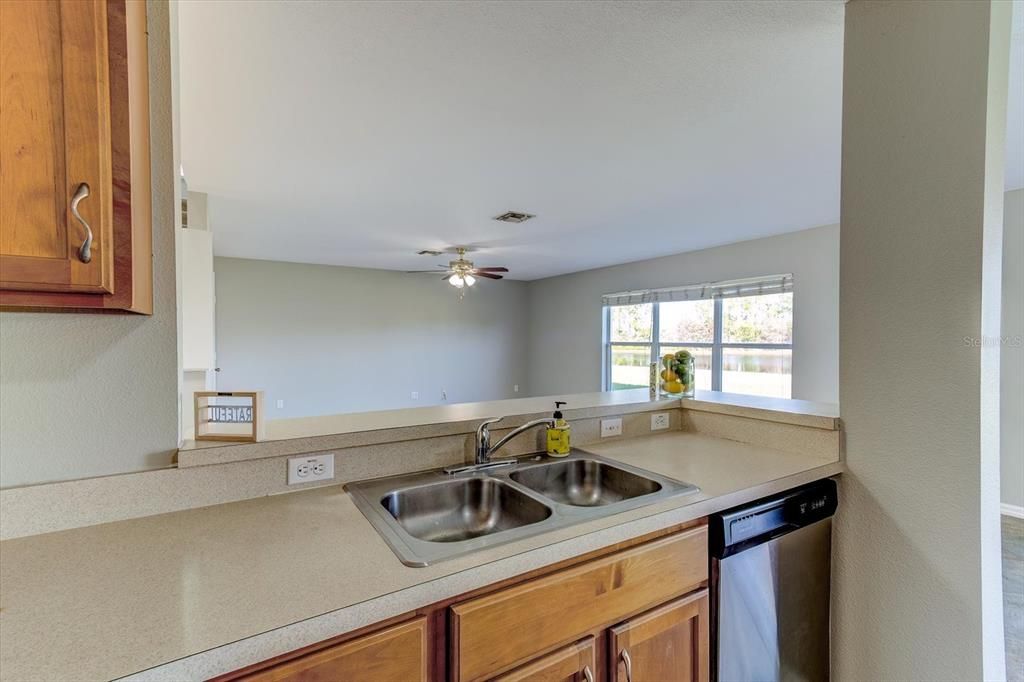 For Sale: $535,000 (4 beds, 3 baths, 3180 Square Feet)