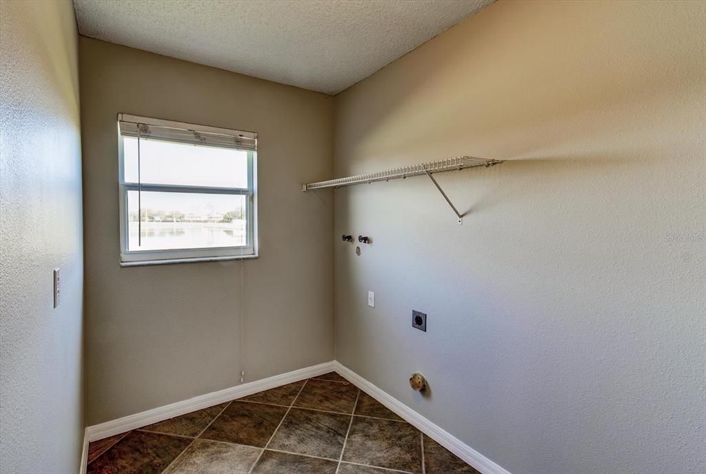 For Sale: $535,000 (4 beds, 3 baths, 3180 Square Feet)