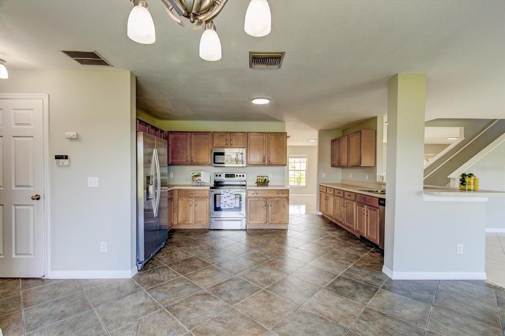 For Sale: $535,000 (4 beds, 3 baths, 3180 Square Feet)