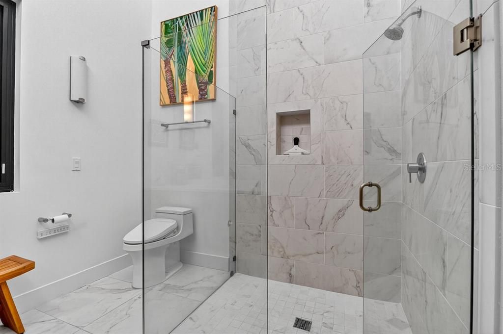 На продажу: $1,150,000 (3 спален, 2 ванн, 2440 Квадратных фут)