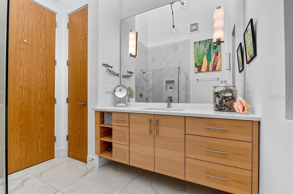 На продажу: $1,150,000 (3 спален, 2 ванн, 2440 Квадратных фут)