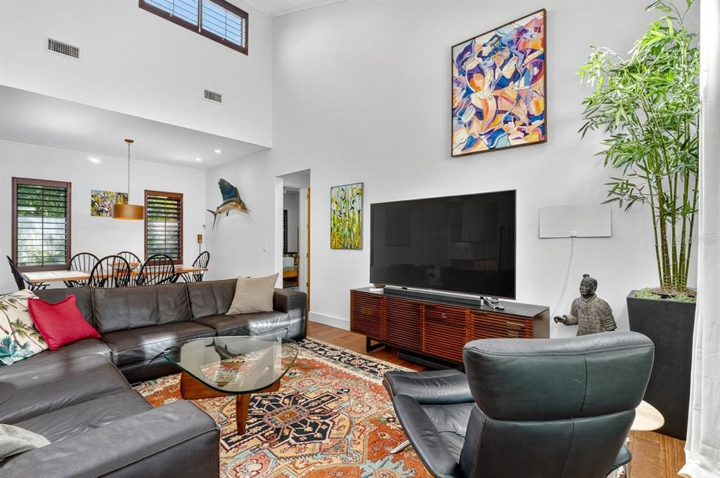 На продажу: $1,150,000 (3 спален, 2 ванн, 2440 Квадратных фут)