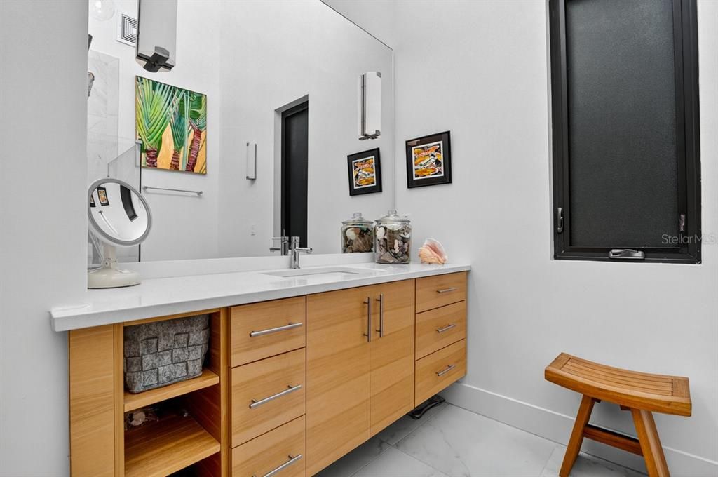 На продажу: $1,150,000 (3 спален, 2 ванн, 2440 Квадратных фут)