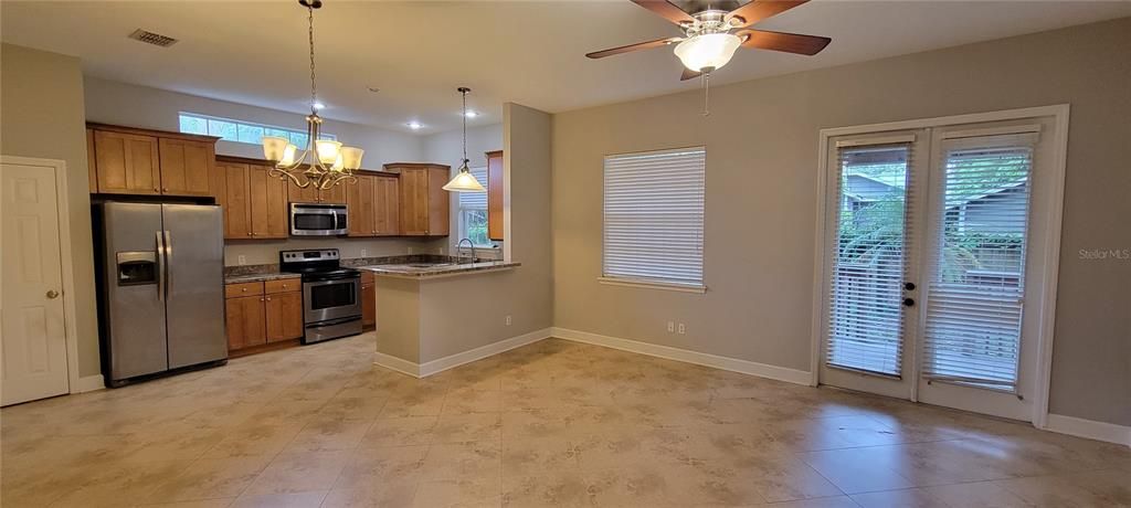 For Rent: $2,450 (3 beds, 2 baths, 1634 Square Feet)