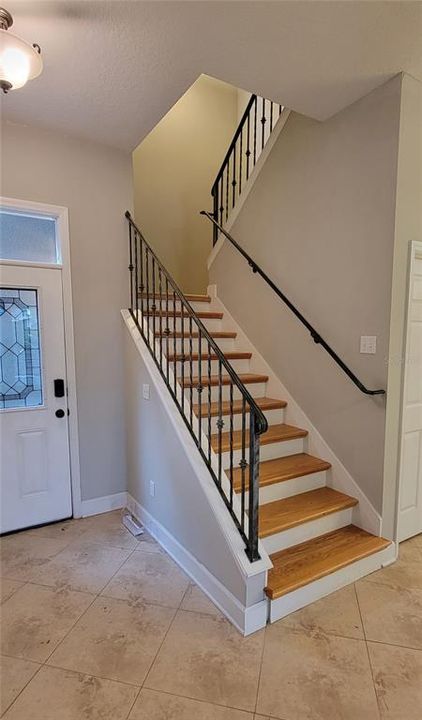 For Rent: $2,450 (3 beds, 2 baths, 1634 Square Feet)