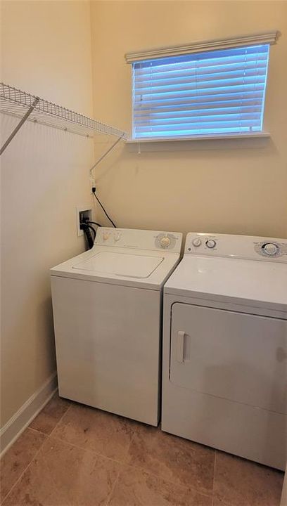 For Rent: $2,450 (3 beds, 2 baths, 1634 Square Feet)