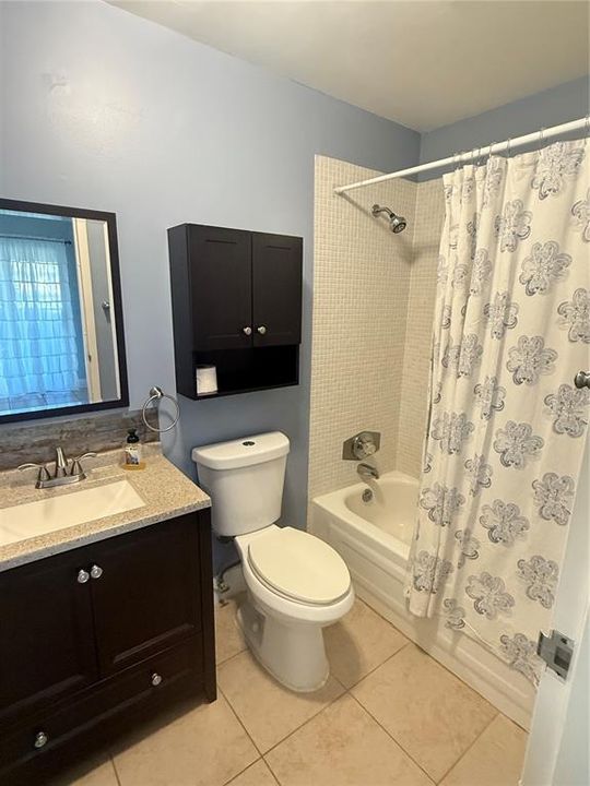 For Rent: $1,550 (1 beds, 1 baths, 800 Square Feet)