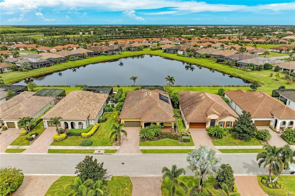 For Sale: $985,000 (3 beds, 2 baths, 2641 Square Feet)